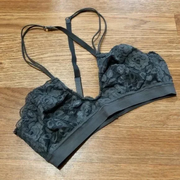 LAST CHANCE! 🌸 Intimately Free People ♡ 3 Pc. Bralette Bundle - Picture 6 of 16